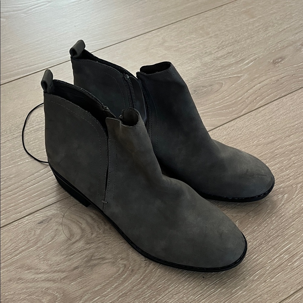 Gray Ankle Boots Size 8